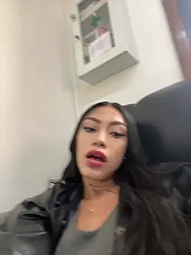 Snapshot of Effy_Bonny chatting on 02.11.25 Effy Bonny online show from 02.11.25