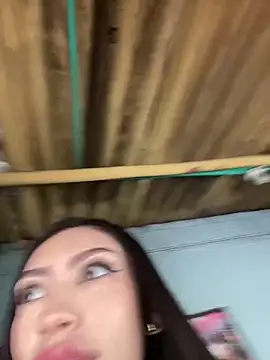 Snapshot of Effy_Bonny chatting on 02.22.25 Effy Bonny online show from 02.22.25