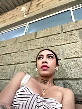 Snapshot of Effy_Bonny chatting on 09.10.25 Effy Bonny online show from 09.10.25