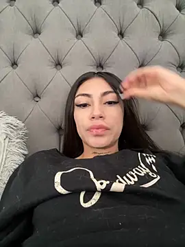 Snapshot of Effy_Bonny chatting on 11.19.25 Effy Bonny online show from 11.19.25