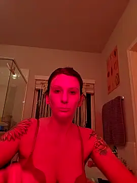 Snapshot of MissyRoulette chatting on 12.10.24 MissyRoulette online show from 12.10.24