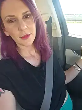 Snapshot of MissyRoulette chatting on 02.04.25 MissyRoulette online show from 02.04.25