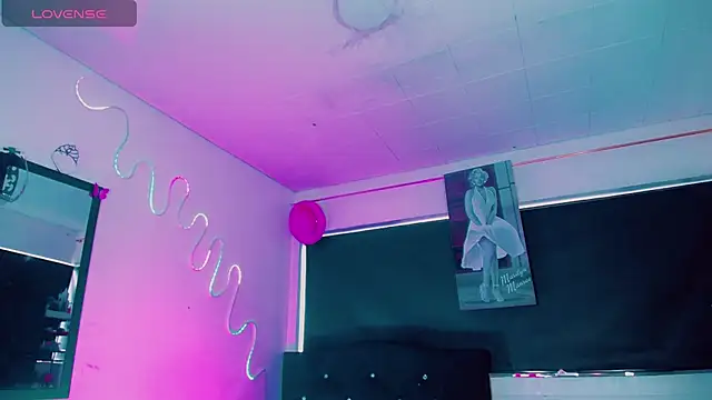 Snapshot of Kendall_hornyy chatting on 02.23.26 Kendall hornyy online show from 02.23.26