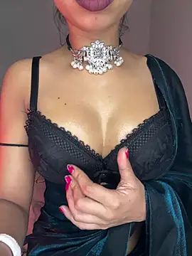 Snapshot of Hot-sexy222 chatting on 02.19.25 Hot-sexy222 online show from 02.19.25