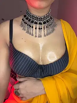 Snapshot of Hot-sexy222 chatting on 11.09.25 Hot-sexy222 online show from 11.09.25