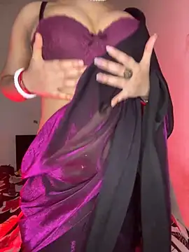 Snapshot of Hot-sexy222 chatting on 02.15.26 Hot-sexy222 online show from 02.15.26