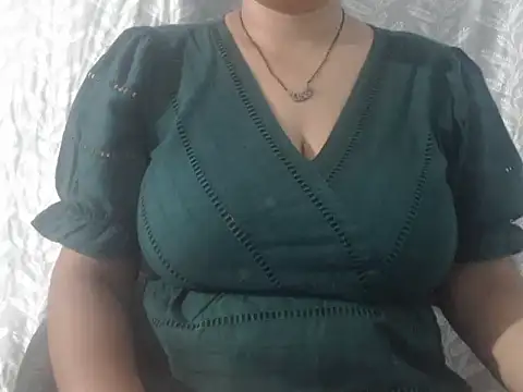 cute-priy online show from 05.03.26