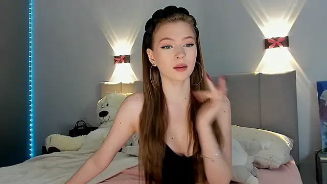 Snapshot of diana_nier chatting on 01.26.25 diana nier online show from 01.26.25