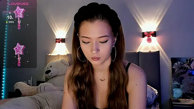 Snapshot of diana_nier chatting on 09.30.25 diana nier online show from 09.30.25