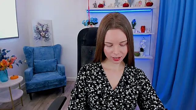 MileyWings online show from 10.25.25