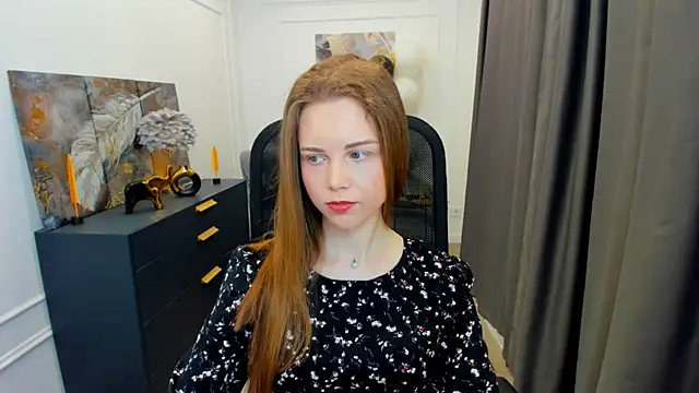 MileyWings online show from 05.10.26
