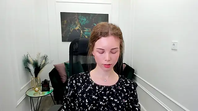 MileyWings online show from 06.06.26