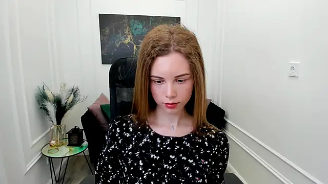 MileyWings online show from 06.14.26