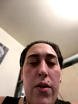 ThicBunz online show from 11.02.25