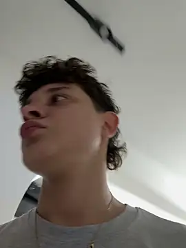 Snapshot of Nathan_Bluee chatting on 09.26.25 Nathan Bluee online show from 09.26.25