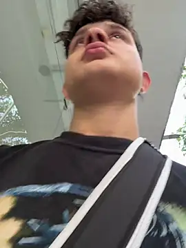 Snapshot of Nathan_Bluee chatting on 10.11.25 Nathan Bluee online show from 10.11.25