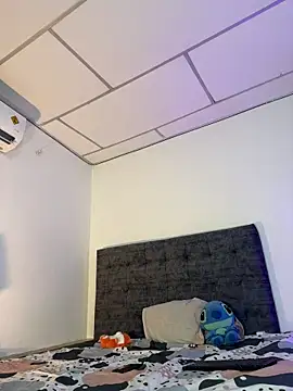 Nathan Bluee online show from 11.26.25