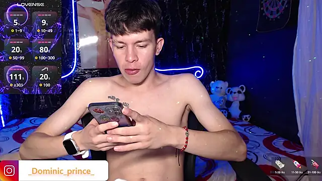 Snapshot of DominicPrince chatting on 03.10.26 DominicPrince online show from 03.10.26