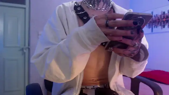 Snapshot of Andy_bapho chatting on 12.27.24 Andy bapho online show from 12.27.24