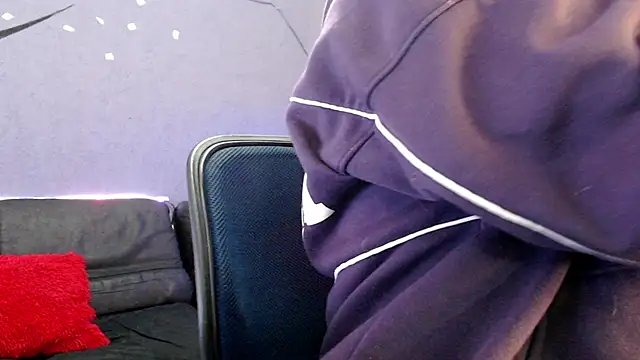 Snapshot of Andy_bapho chatting on 09.30.25 Andy bapho online show from 09.30.25