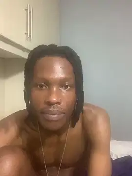 Snapshot of MluTheFixer chatting on 12.30.24 MluTheFixer online show from 12.30.24