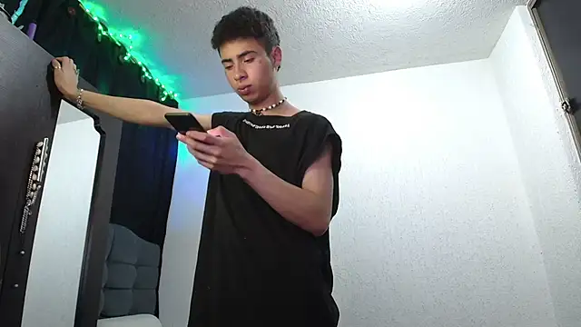 sexybat twink online show from 01.16.25