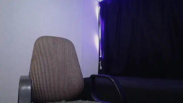 sexybat twink online show from 03.15.25