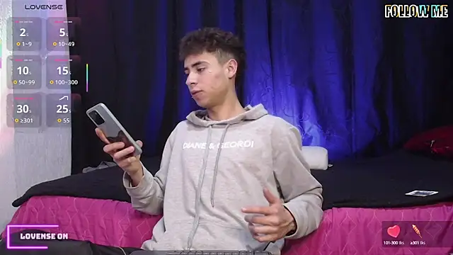 sexybat twink online show from 09.15.25