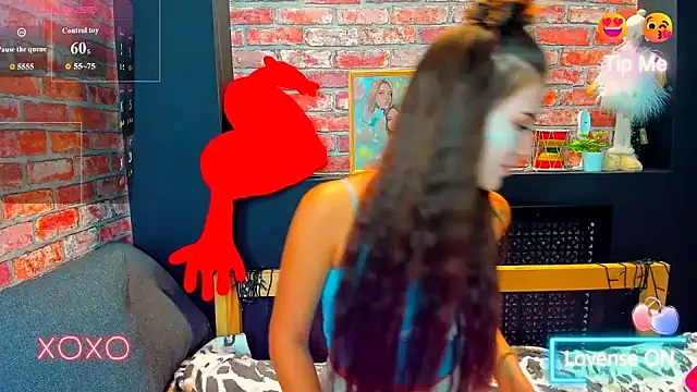 Snapshot of UrJoyy chatting on 09.09.25 UrJoyy online show from 09.09.25