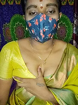 Snapshot of anisha91 chatting on 09.16.25 anisha91 online show from 09.16.25