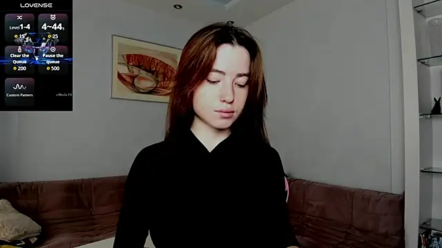 Luxuryalma online show from 10.07.25