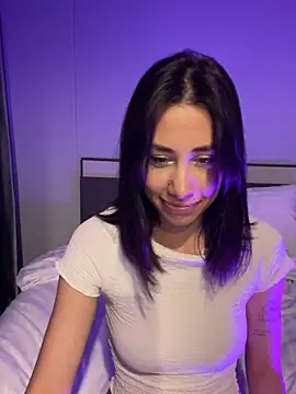 Sophiehii online show from 12.22.24