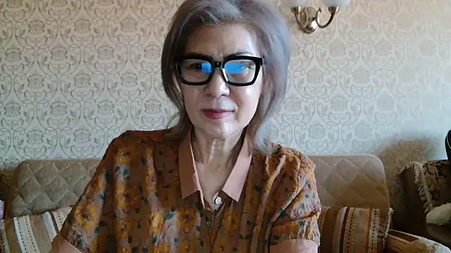 Snapshot of Elegant00Lady chatting on 11.09.25 Elegant00Lady online show from 11.09.25