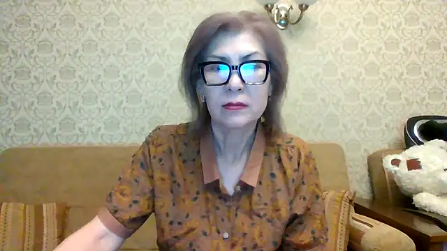 Elegant00Lady online show from 04.21.26