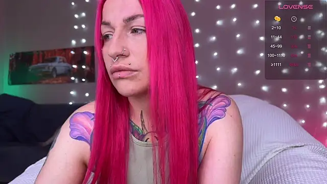 Snapshot of Tanya_Acid chatting on 05.30.26 Tanya Acid online show from 05.30.26