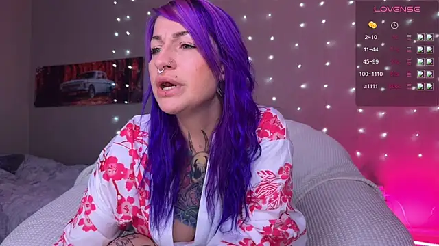 Snapshot of Tanya_Acid chatting on 07.28.26 Tanya Acid online show from 07.28.26