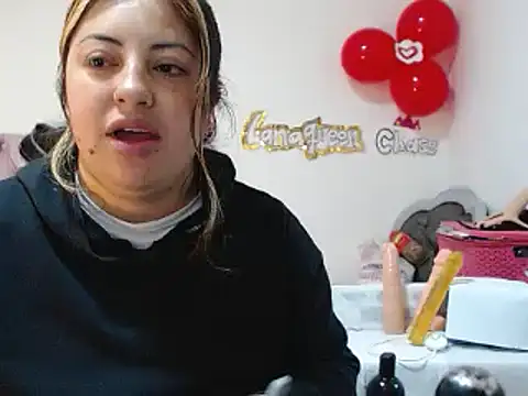 lanaqueen699 online show from 02.14.25