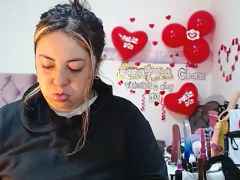 lanaqueen699 online show from 02.15.25