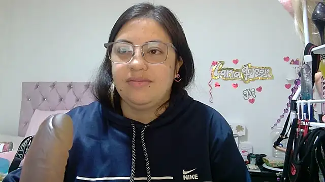 lanaqueen699 online show from 04.30.26