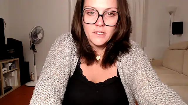 Snapshot of vagina02cam chatting on 11.26.25 vagina02cam online show from 11.26.25