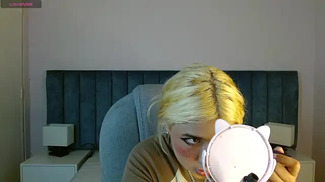 april bunnyy online show from 03.04.25