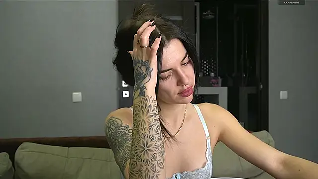 Alice melice online show from 02.16.25