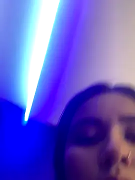 Larabrooks online show from 09.23.25