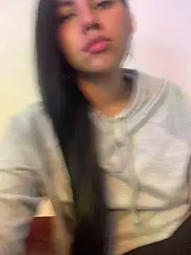 Larabrooks online show from 02.02.26