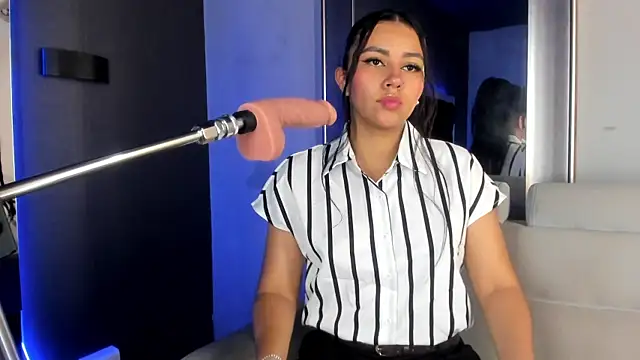 Larabrooks online show from 07.31.26