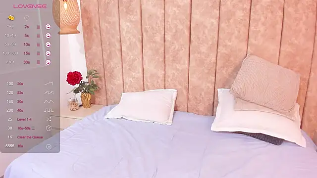 Katrina baurii online show from 03.20.25