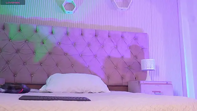 Melany Luv online show from 01.31.26