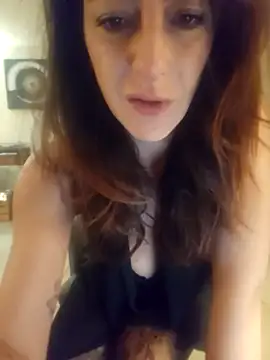 lullina1 online show from 11.25.25