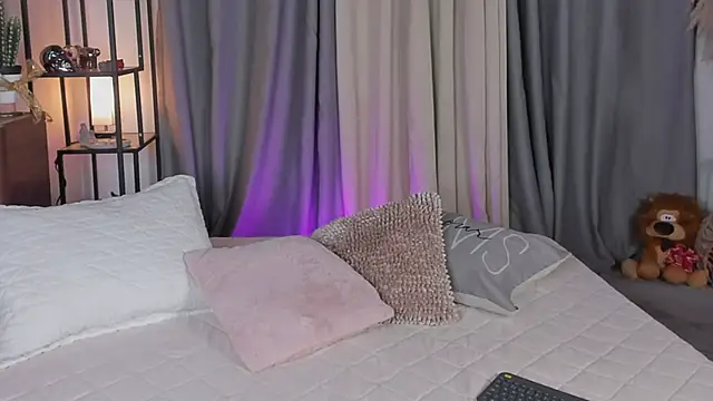 lynda west online show from 11.15.25