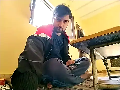 Snapshot of bigvorn6 chatting on 12.21.24 bigvorn6 online show from 12.21.24